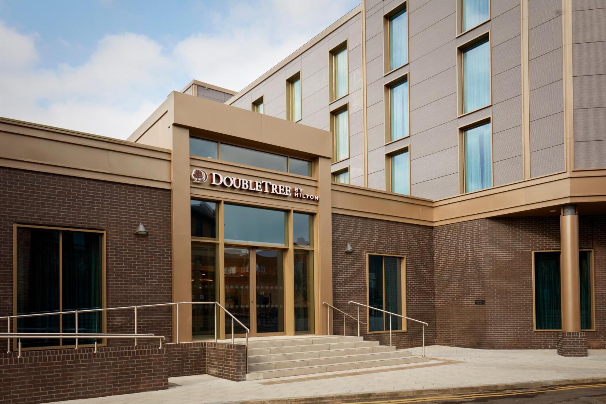 Doubletree By Hilton Hull Hotel Kingston upon Hull Bagian luar foto
